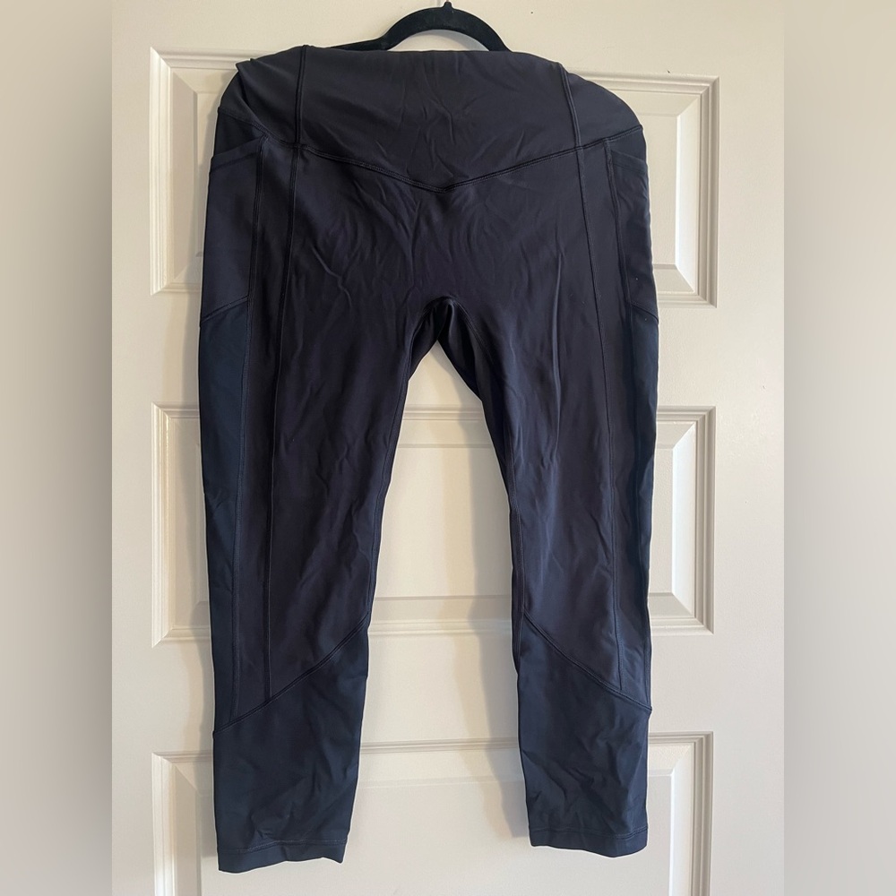 Lululemon Black 7/8 Leggings